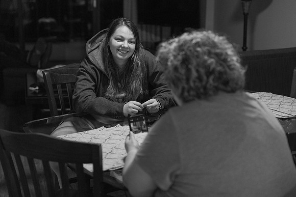 20220101cook-gathering-hc007bw