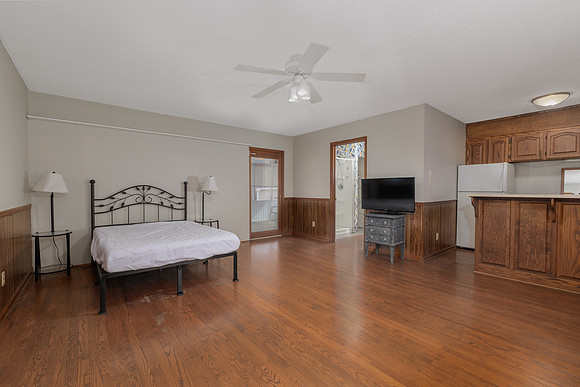 20260210-103avondale-dr-hc266