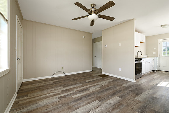 20260514-700brook-street-unit-4-hc013