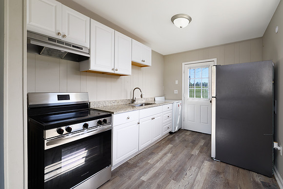 20260514-700brook-street-unit-4-hc023