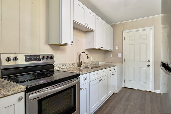 20260701-700brook-street-unit-18-hc146