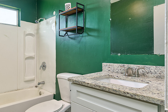 20260701-700brook-street-unit-18-hc215