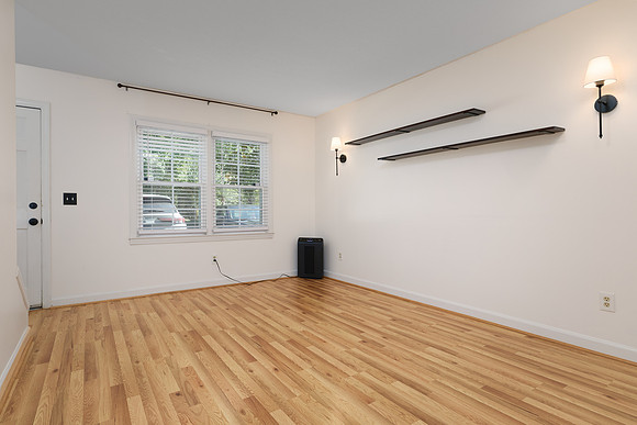 20261014-501edwards-road-apt-4-hc021