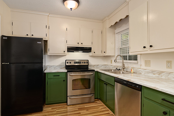 20261014-501edwards-road-apt-4-hc052