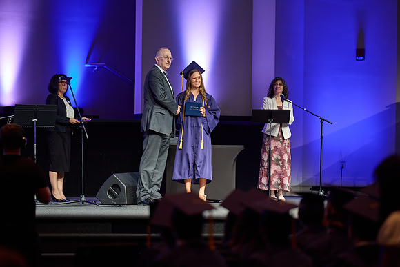 20250607scaihs-graduation-hc220