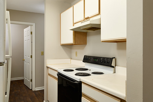 20260910-111charlestowne-way-unit-e-hc055