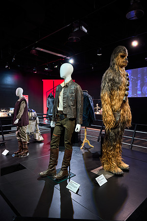 20240617star-wars-hc364