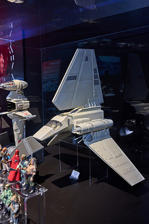20240617star-wars-hc309