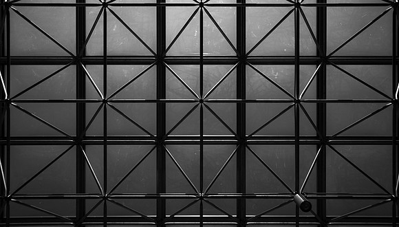 20160321mall-skylight-hc2bw