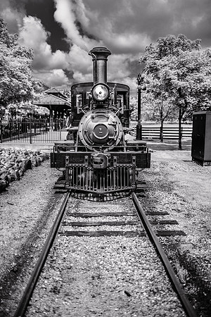 20150609greenfield-village-hc001bw
