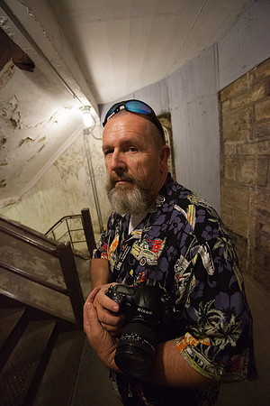 20140620stairwell-portrait