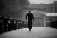 20180220foggy-walk-hc02bw