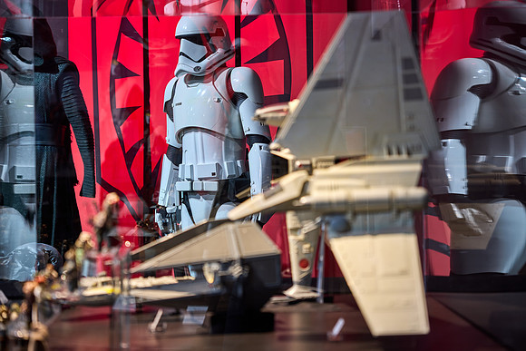 20240617star-wars-hc312