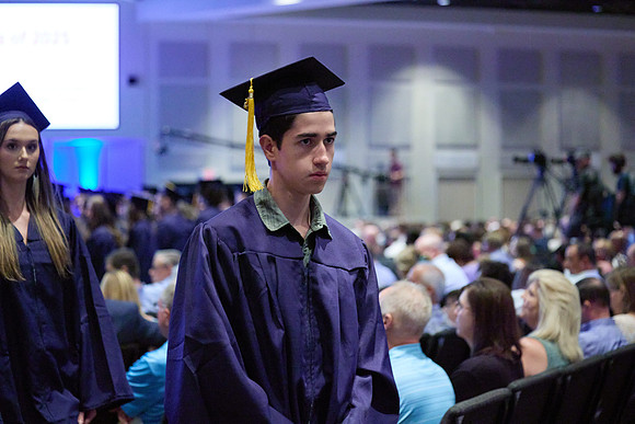 20250607scaihs-graduation-hc096