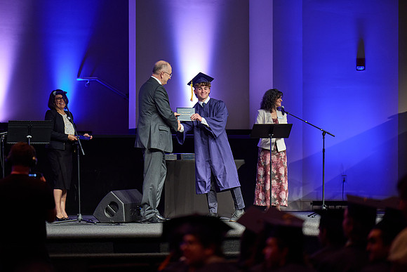 20250607scaihs-graduation-hc241