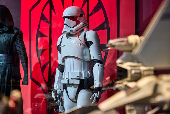 20240617star-wars-hc313