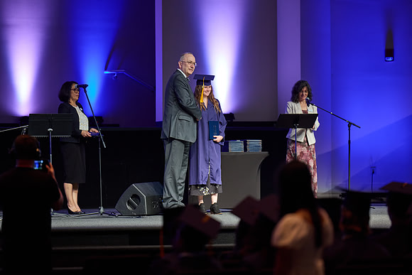 20250607scaihs-graduation-hc205
