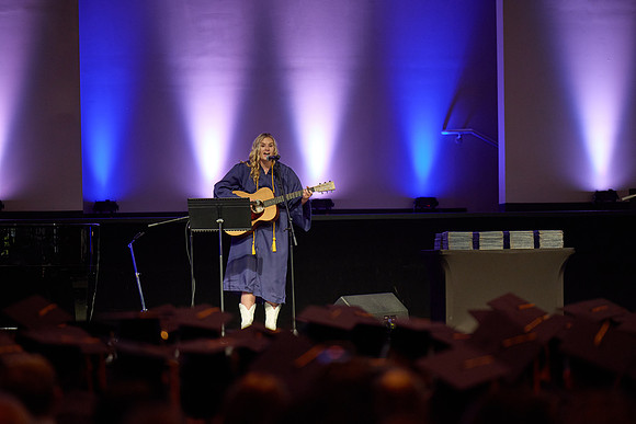 20250607scaihs-graduation-hc083