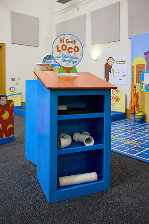 20240613curious-george-hc046