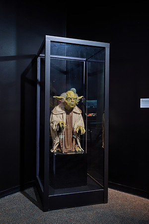 20240617star-wars-hc200