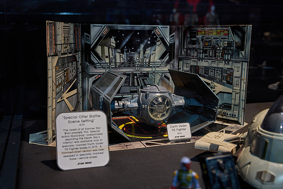 20240617star-wars-hc259