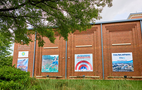 20250610uhm-banners-hc110hdr