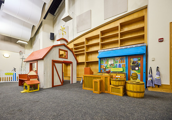 20240613curious-george-hc061